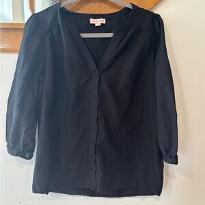 Knox Rose Women’s Black V-Neck Button-Up Blouse